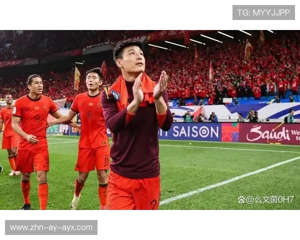 上港引援揭晓：28岁国脚张玉宁或加盟，或将成武磊队友，上港队员谈国足